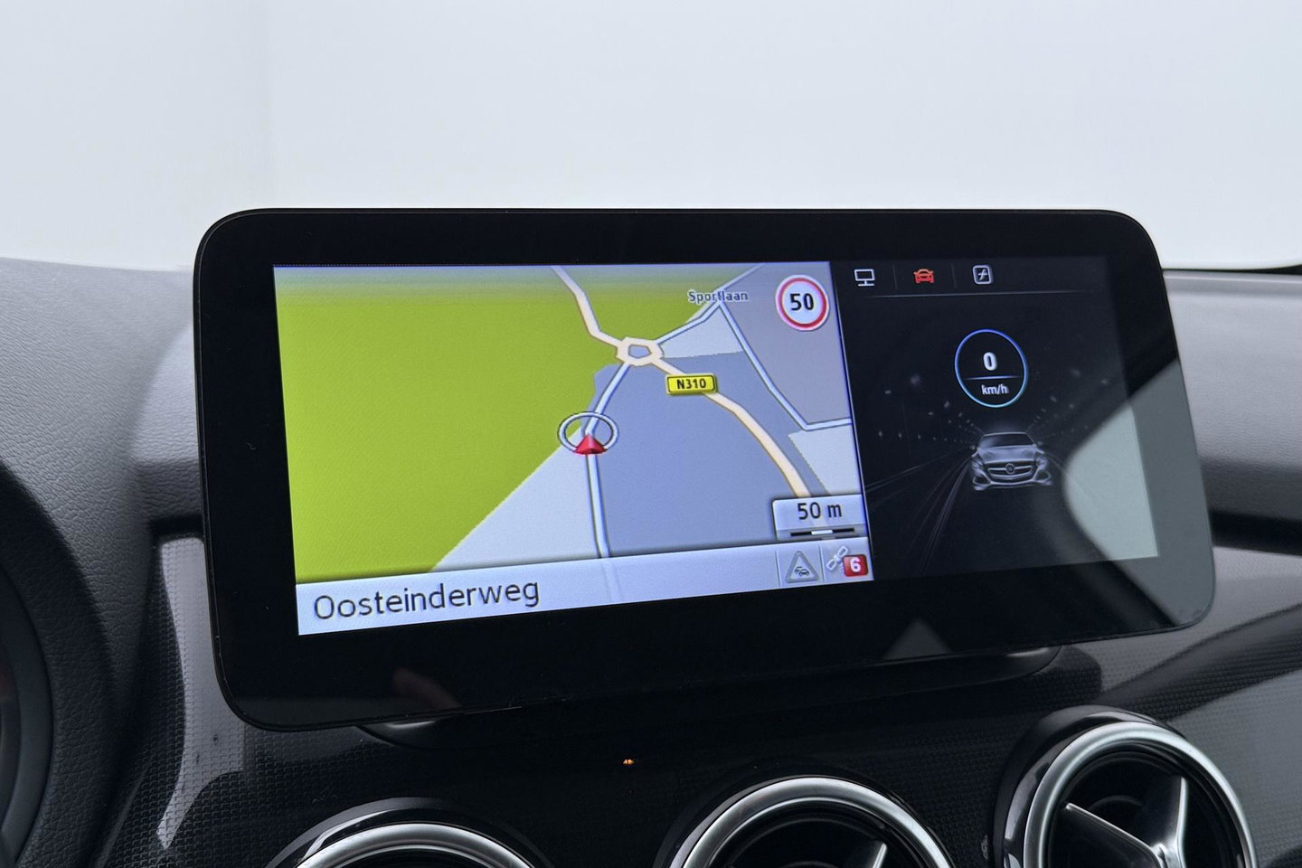 Mercedes-Benz B-Klasse 200 Ambition | Trekhaak | Bi-Xenon | Parkeersensoren | Navigatie | Getint Glas