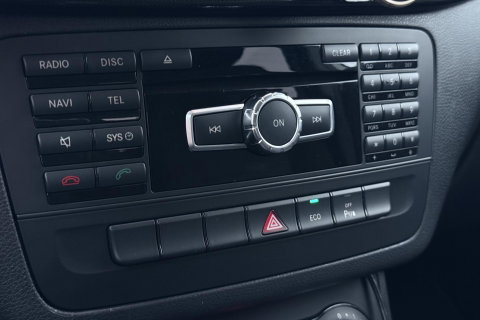 Mercedes-Benz B-Klasse 200 Ambition | Trekhaak | Bi-Xenon | Parkeersensoren | Navigatie | Getint Glas
