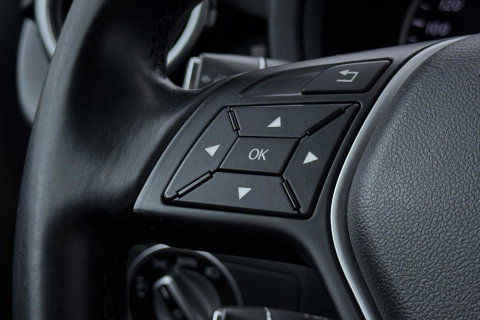 Mercedes-Benz B-Klasse 200 Ambition | Trekhaak | Bi-Xenon | Parkeersensoren | Navigatie | Getint Glas