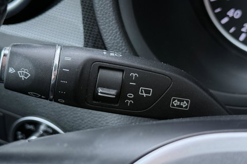 Mercedes-Benz B-Klasse 200 Ambition | Trekhaak | Bi-Xenon | Parkeersensoren | Navigatie | Getint Glas