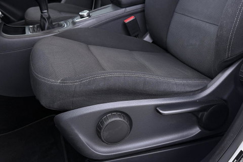 Mercedes-Benz B-Klasse 200 Ambition | Trekhaak | Bi-Xenon | Parkeersensoren | Navigatie | Getint Glas