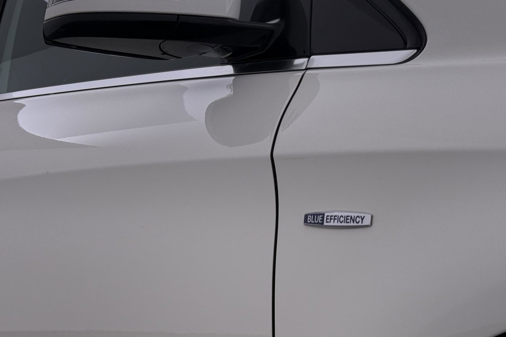 Mercedes-Benz B-Klasse 200 Ambition | Trekhaak | Bi-Xenon | Parkeersensoren | Navigatie | Getint Glas