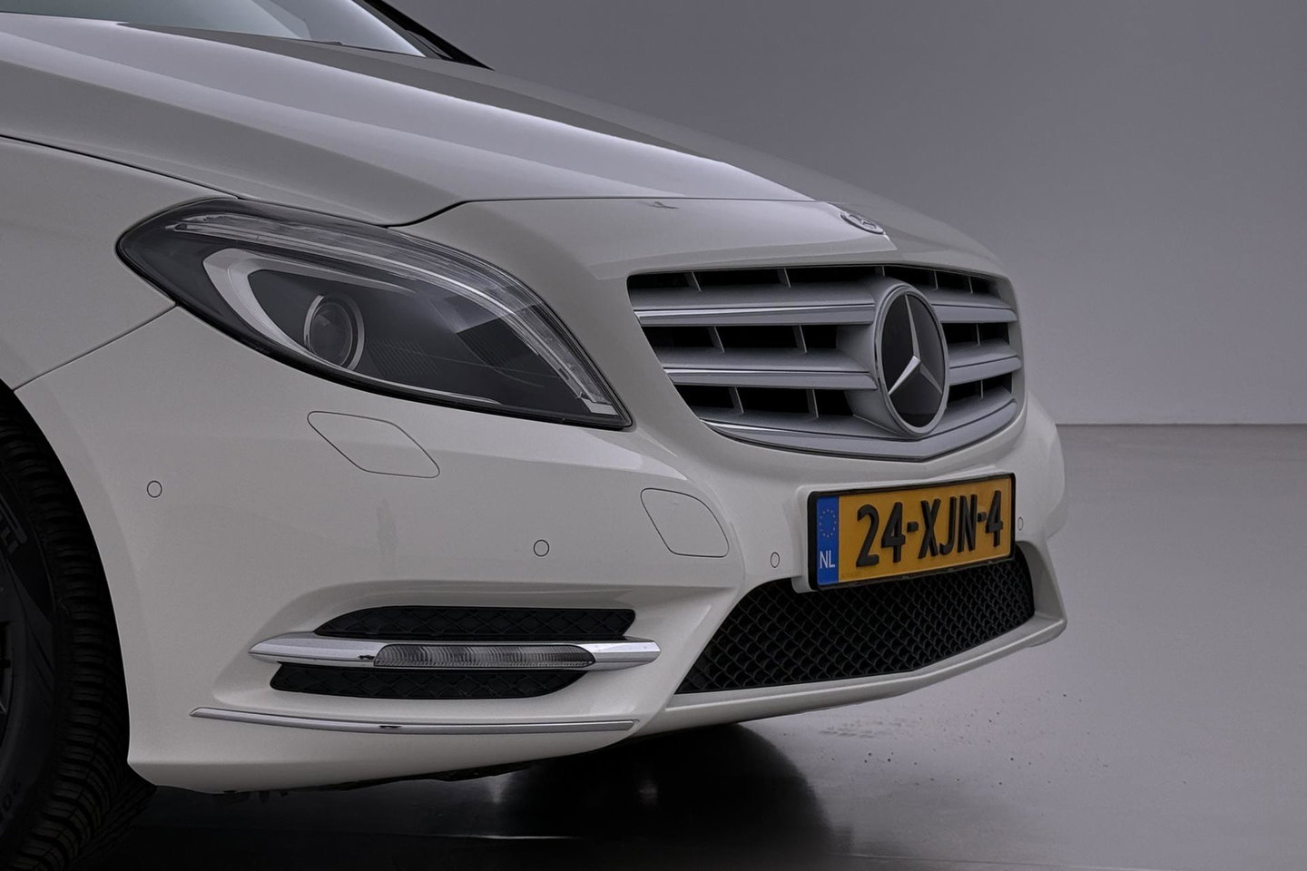 Mercedes-Benz B-Klasse 200 Ambition | Trekhaak | Bi-Xenon | Parkeersensoren | Navigatie | Getint Glas