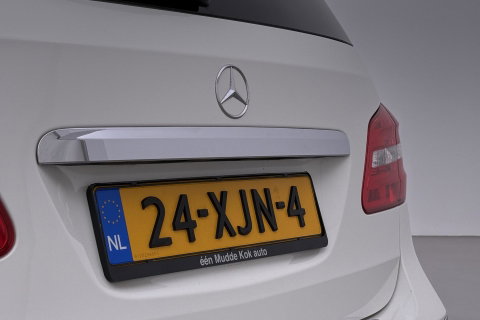 Mercedes-Benz B-Klasse 200 Ambition | Trekhaak | Bi-Xenon | Parkeersensoren | Navigatie | Getint Glas
