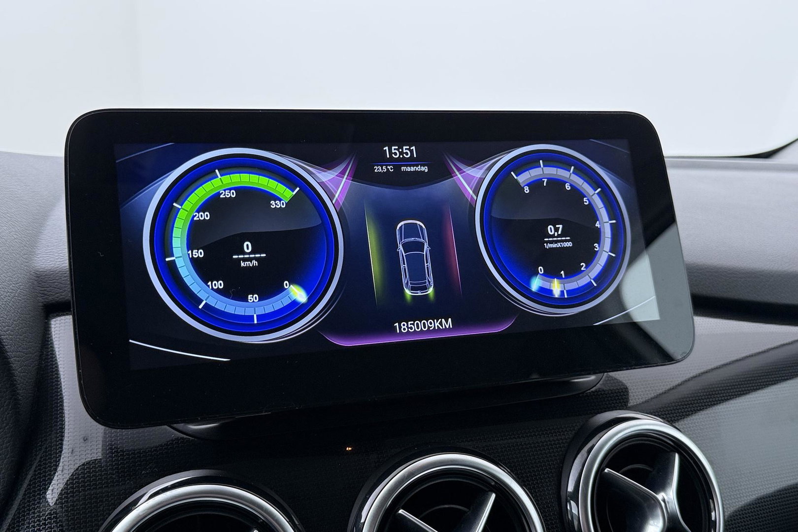 Mercedes-Benz B-Klasse 200 Ambition | Trekhaak | Bi-Xenon | Parkeersensoren | Navigatie | Getint Glas