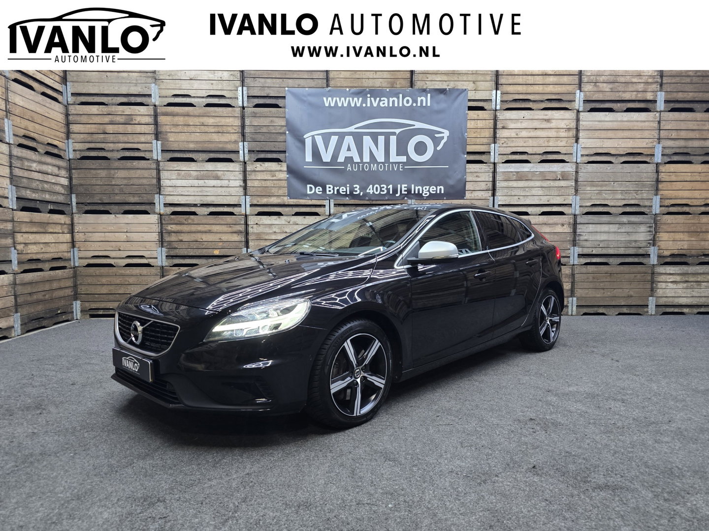 Volvo V40 1.5 T3 Kinetic R Design Pano LED Camera Trekhaak Clima Cruise LM