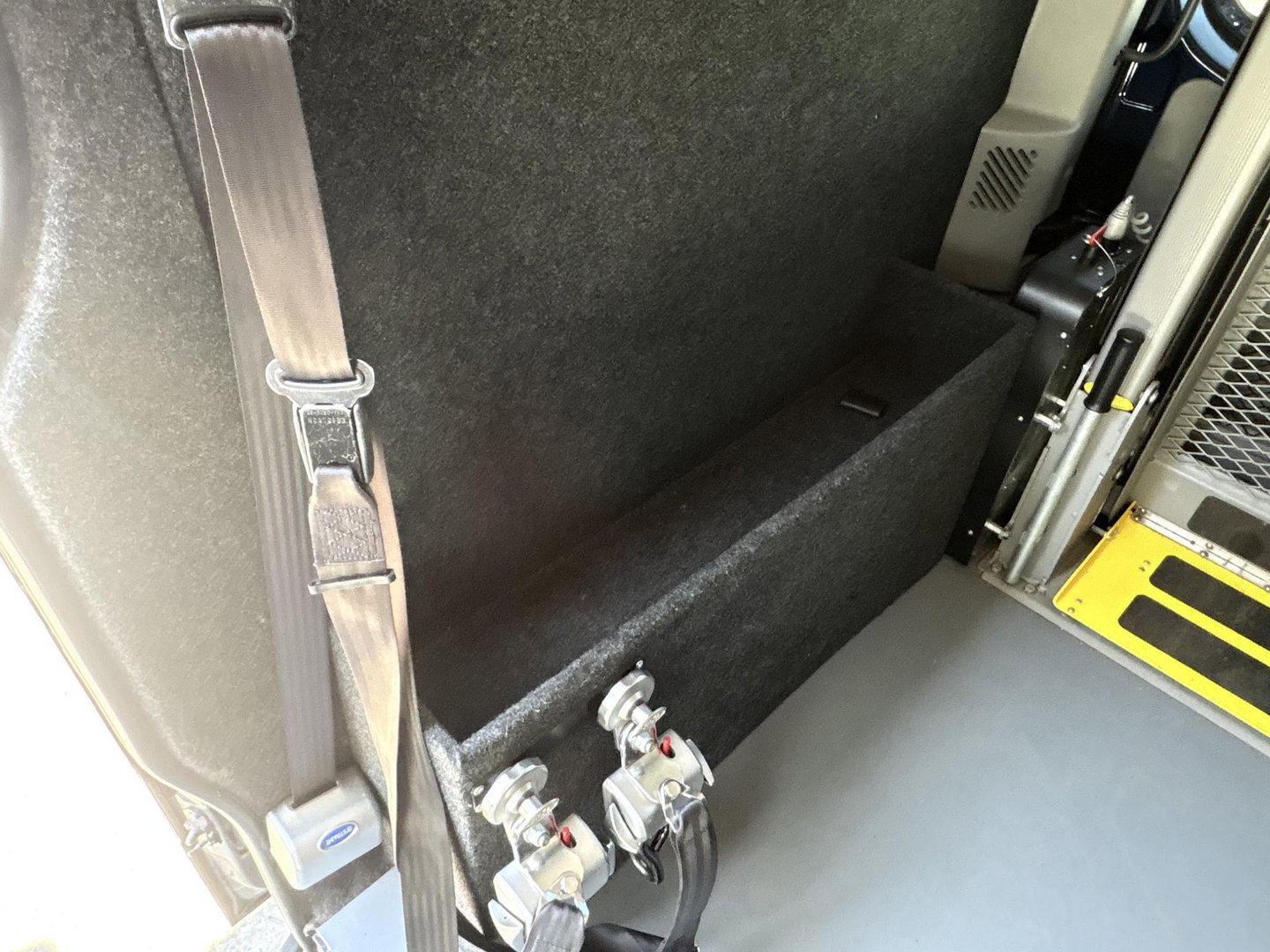 Mercedes-Benz Sprinter 211 2.2 AUT L1H1 ROLSTOELBUS | 3+1 | CAMERA | STOELVERW | LIFT