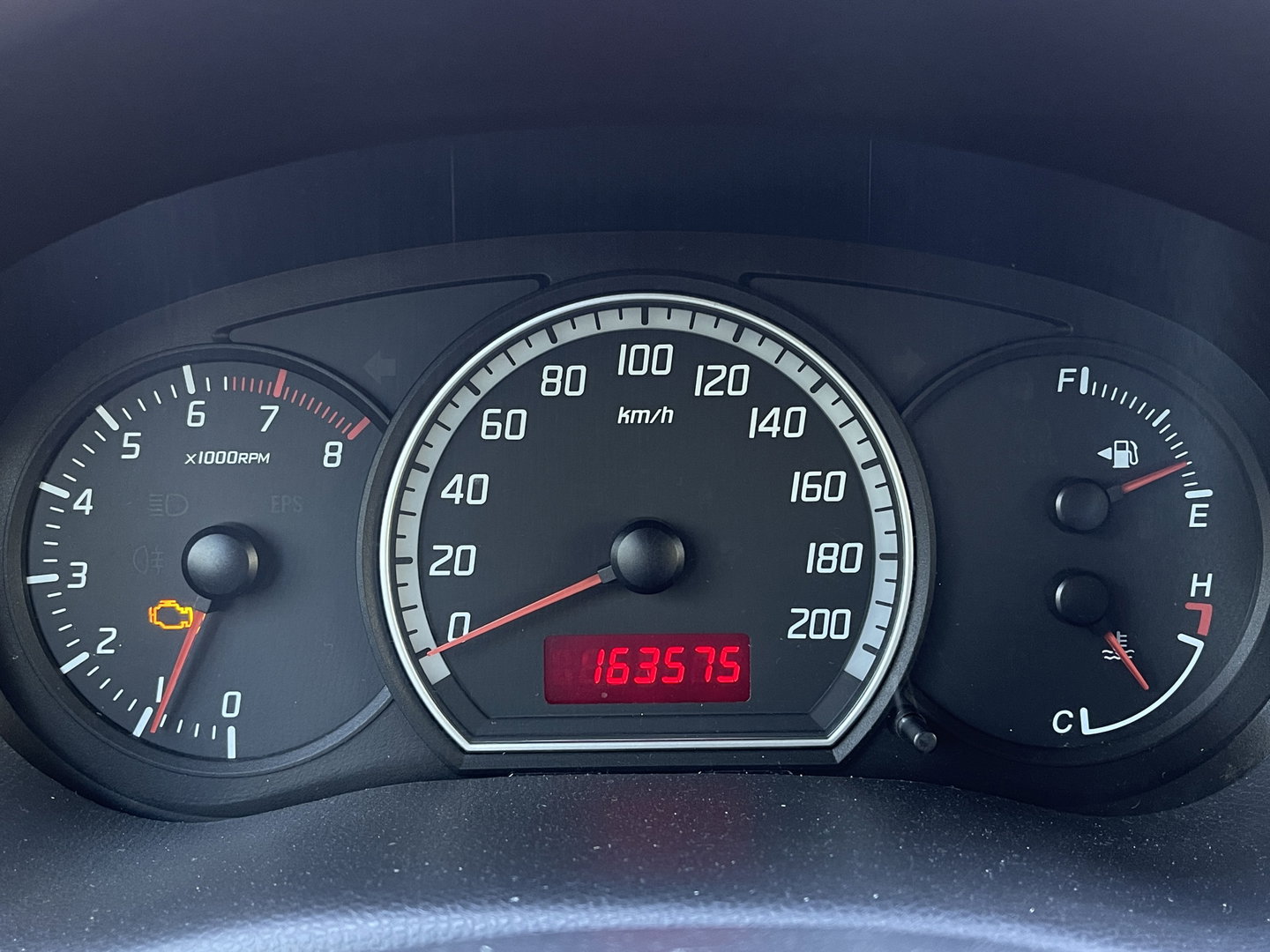 Suzuki Swift 1.3 GLS | Licht metalen velgen 17'' | Subwoofers | Airconditioning | Elektrische ramen | Bluetooth | Centrale deurvergrendeling |