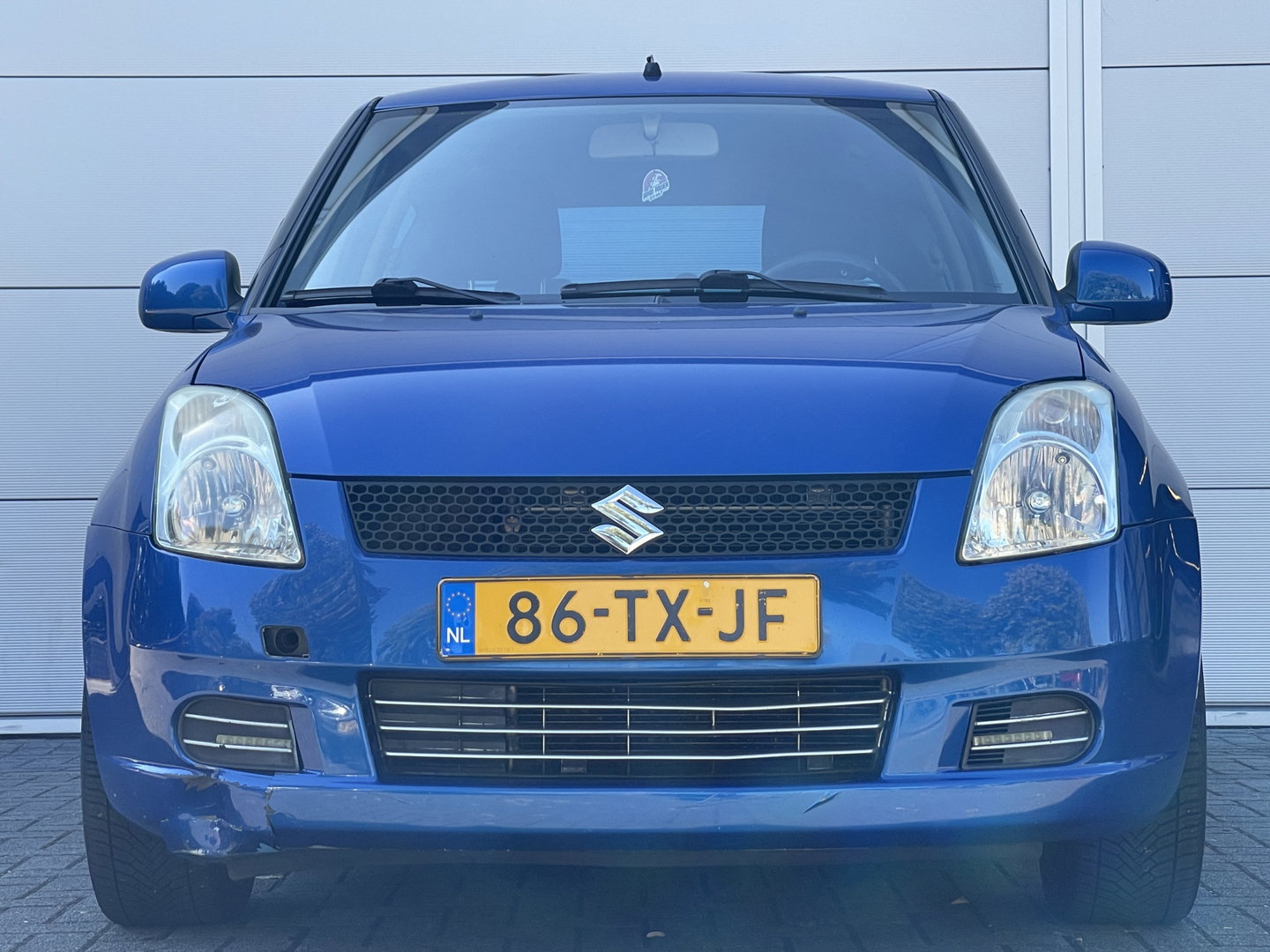 Suzuki Swift 1.3 GLS | Licht metalen velgen 17'' | Subwoofers | Airconditioning | Elektrische ramen | Bluetooth | Centrale deurvergrendeling |