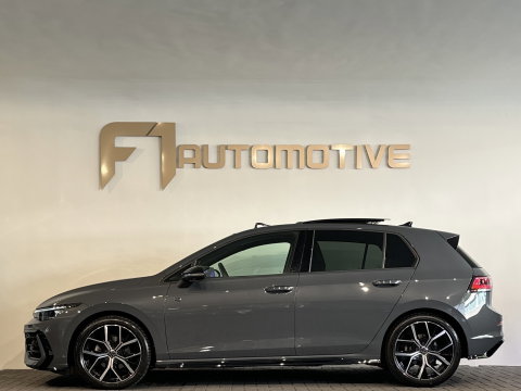 Volkswagen Golf 1.5 eTSI Pano|HuD|Trekhaak|360 Camera|Keyless|ACC|Sfeer|Lane Assist