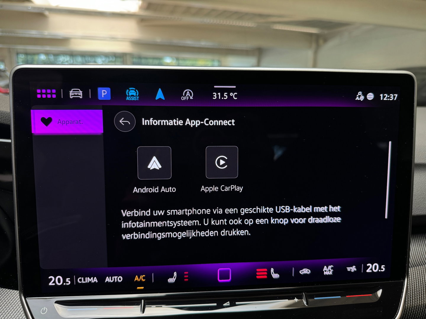 Volkswagen Golf 1.5 eTSI Pano|HuD|Trekhaak|360 Camera|Keyless|ACC|Sfeer|Lane Assist