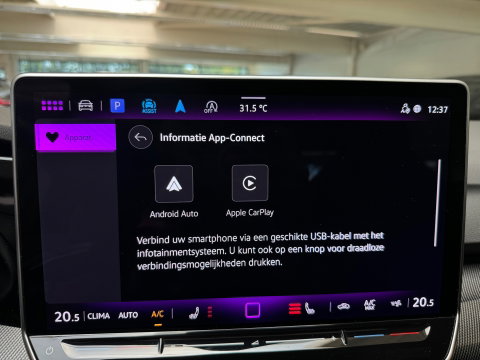 Volkswagen Golf 1.5 eTSI Pano|HuD|Trekhaak|360 Camera|Keyless|ACC|Sfeer|Lane Assist