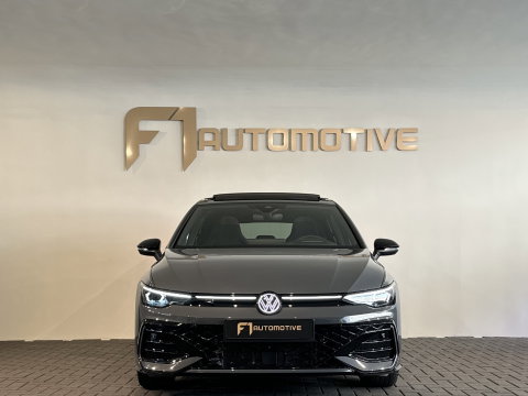 Volkswagen Golf 1.5 eTSI Pano|HuD|Trekhaak|360 Camera|Keyless|ACC|Sfeer|Lane Assist