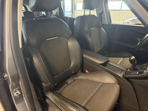 Renault Grand Scénic 1.2 TCe Intens 7 Persoons Cruise Navi