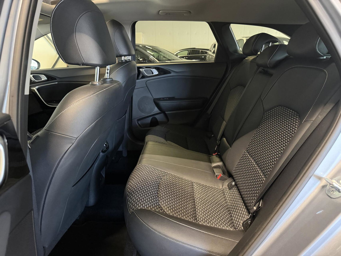 Kia Ceed Sportswagon 1.0 T-GDi ExecutiveLine Pano JBL Camera