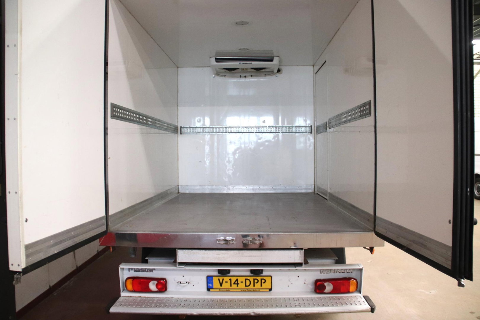 Renault Master 2.3 dCi VRIESWAGEN KOELWAGEN DAG NACHT Renault Master T35 2.3 dCi VRIESWAGEN KOELWAGEN DAG NACHT