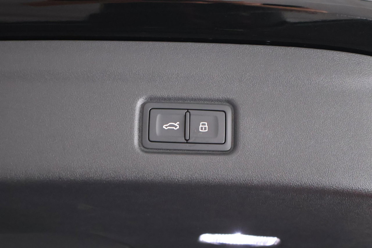 Audi Q6