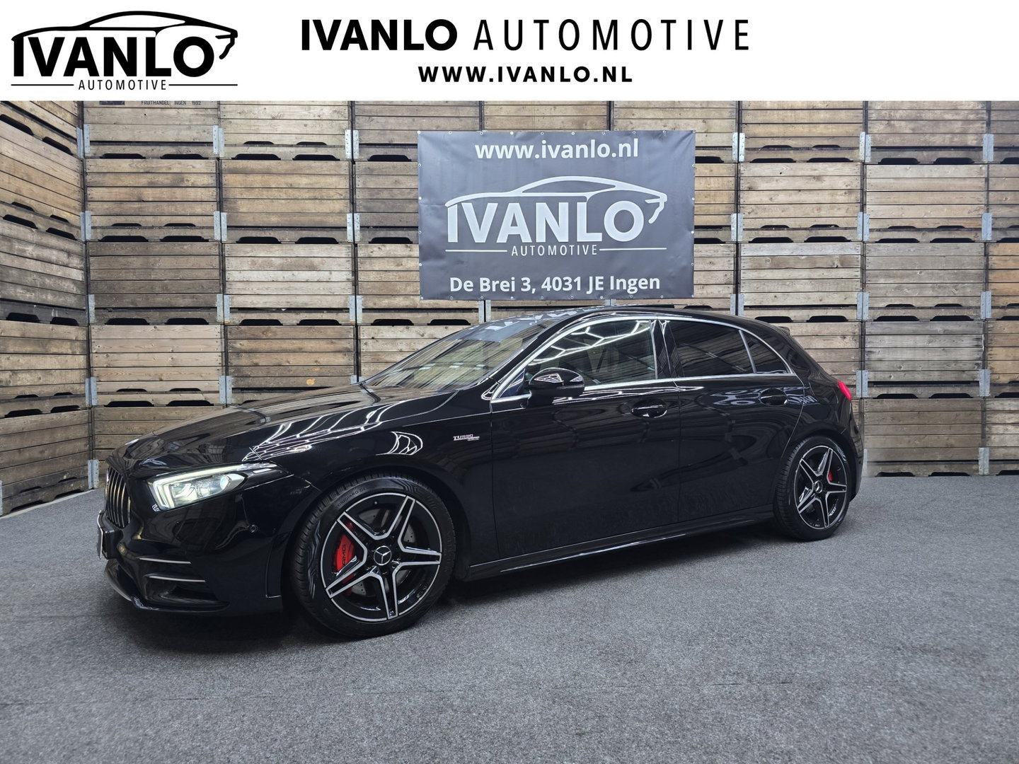 Mercedes-Benz A-Klasse AMG 35 4MATIC Premium Pano Sfeer Camera Navi LM Trekhaak