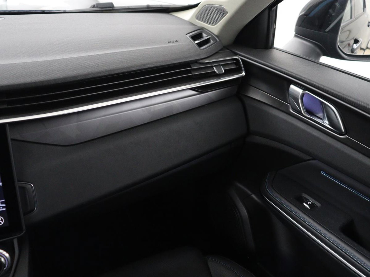 Lynk & Co 01 1.5 Plug In | SOH 95.2% | Panorama | Harman Kardon Panoramadak | Infinity by Harman | 360 Camera | Adaptive cruise | Stoelverwarming | Carplay | Memory | Full LED | PHEV