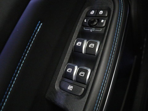 Lynk & Co 01 1.5 Plug In | SOH 95.2% | Panorama | Harman Kardon Panoramadak | Infinity by Harman | 360 Camera | Adaptive cruise | Stoelverwarming | Carplay | Memory | Full LED | PHEV