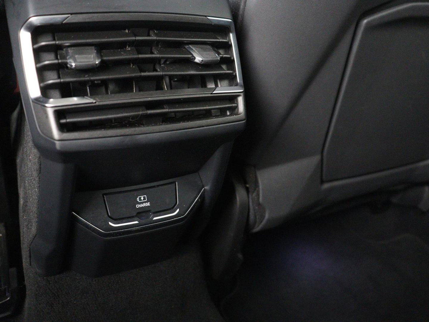 Lynk & Co 01 1.5 Plug In | SOH 95.2% | Panorama | Harman Kardon Panoramadak | Infinity by Harman | 360 Camera | Adaptive cruise | Stoelverwarming | Carplay | Memory | Full LED | PHEV