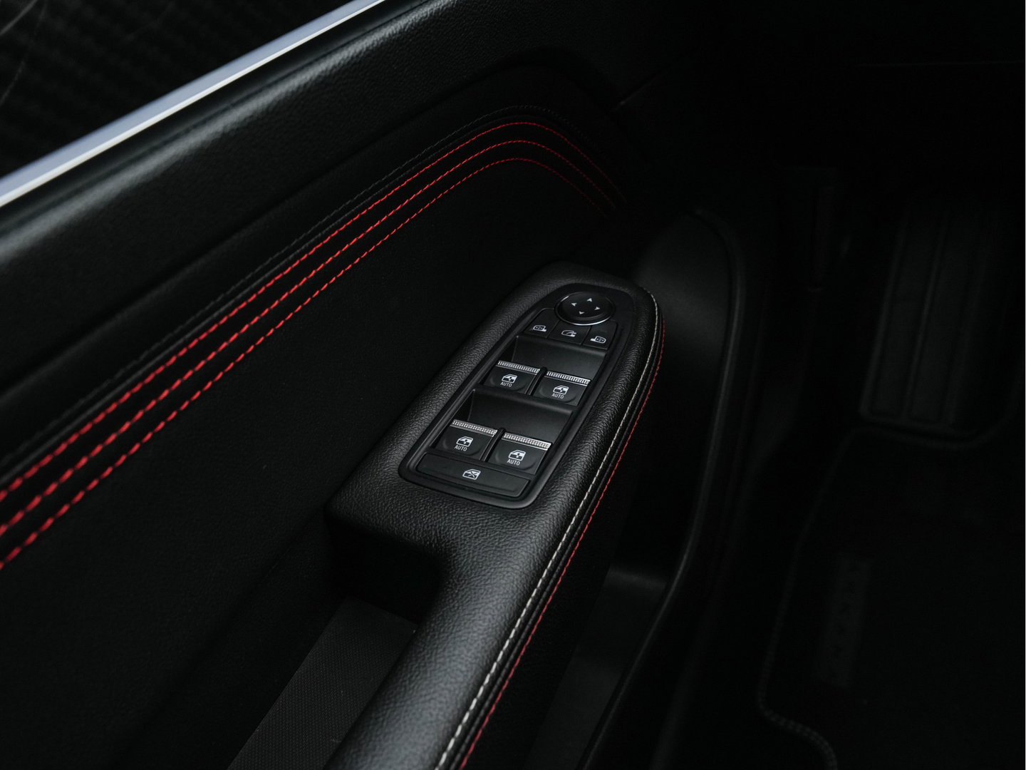 Renault Arkana 1.6 E-Tech Hybrid 145 R.S. Line (INCL-BTW) Aut. *LEATHER-FABRIC | FULL-LED | BLINDSPOT | CAMERA | BOSE-SOUND | HEATED-SPORTSEATS | KEYLESS | AMBIENTLIGHT | DIGI-COCKPIT | PRIVACY-GLASS | NAVI-FULLMAP | ECC | ADAPTIVE-CRUISE