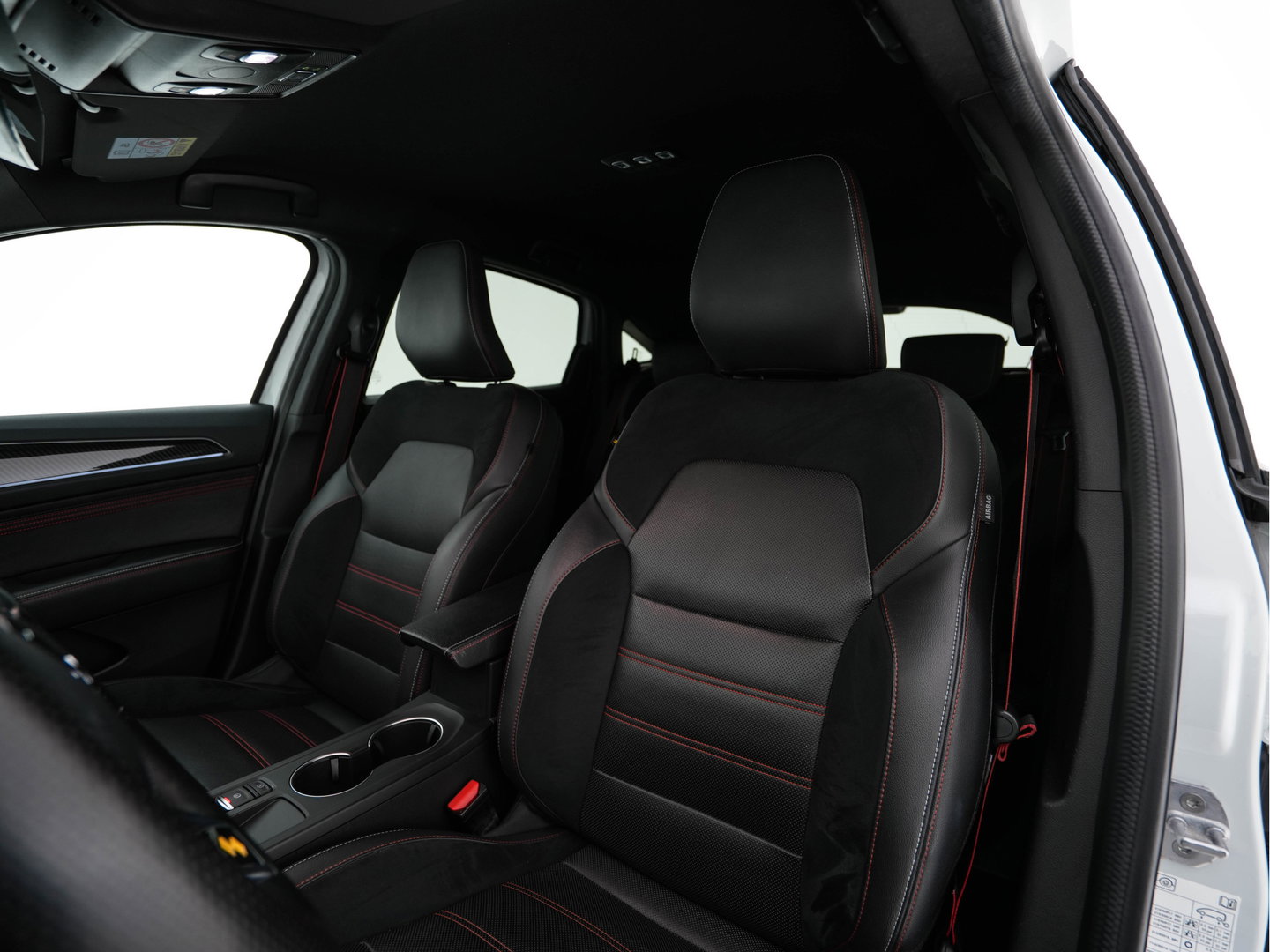 Renault Arkana 1.6 E-Tech Hybrid 145 R.S. Line (INCL-BTW) Aut. *LEATHER-FABRIC | FULL-LED | BLINDSPOT | CAMERA | BOSE-SOUND | HEATED-SPORTSEATS | KEYLESS | AMBIENTLIGHT | DIGI-COCKPIT | PRIVACY-GLASS | NAVI-FULLMAP | ECC | ADAPTIVE-CRUISE