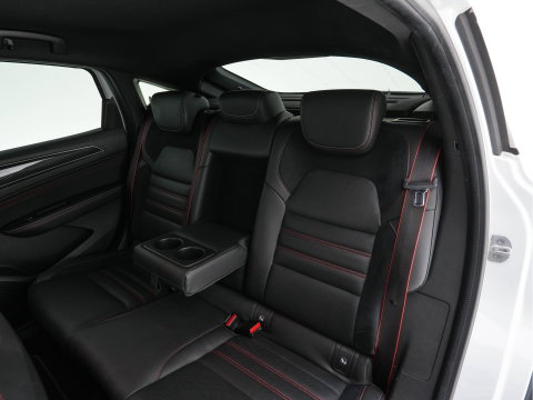 Renault Arkana 1.6 E-Tech Hybrid 145 R.S. Line (INCL-BTW) Aut. *LEATHER-FABRIC | FULL-LED | BLINDSPOT | CAMERA | BOSE-SOUND | HEATED-SPORTSEATS | KEYLESS | AMBIENTLIGHT | DIGI-COCKPIT | PRIVACY-GLASS | NAVI-FULLMAP | ECC | ADAPTIVE-CRUISE