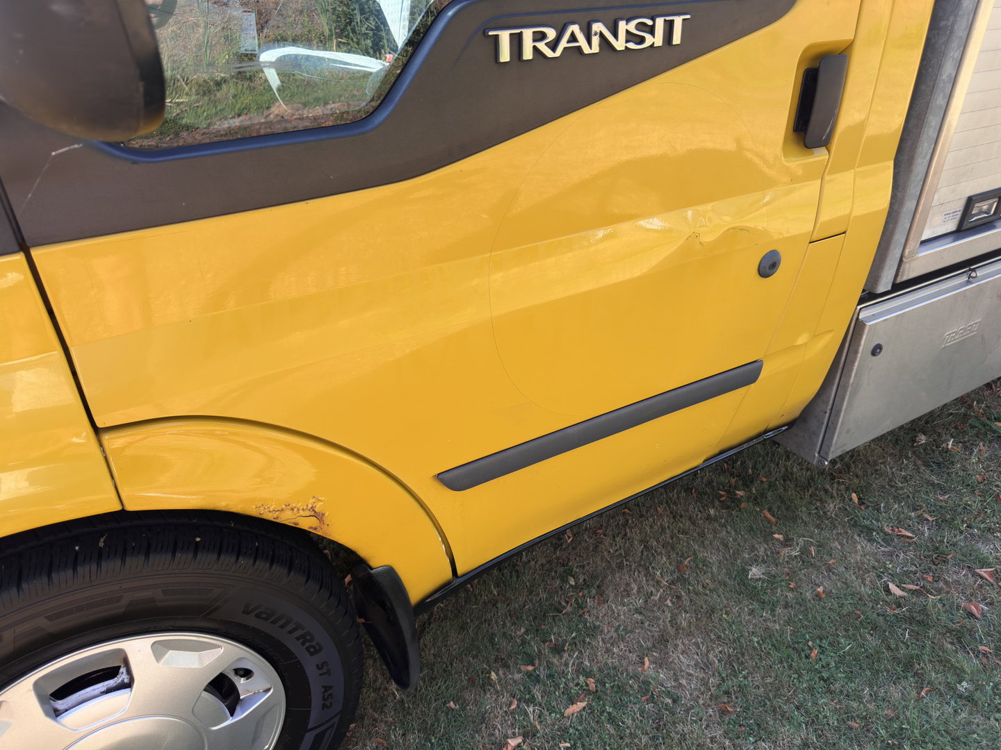 Ford Transit 350M 2.4 TDCI *3-ZIJDIGE-KIPPER | KRAAN | TOWBAR | 3-PERSOONS*