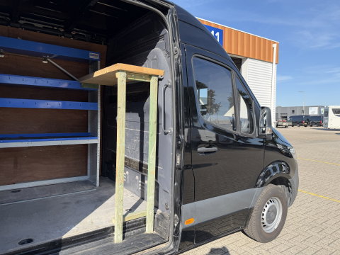 Mercedes-Benz Sprinter 315 1.9 CDI L2H2 RWD Functional / vaste prijs rijklaar € 27.950 ex btw / euro 6 / bpm vrij / imperial + trap / ingerichte laadruimte / lease vanaf € 456