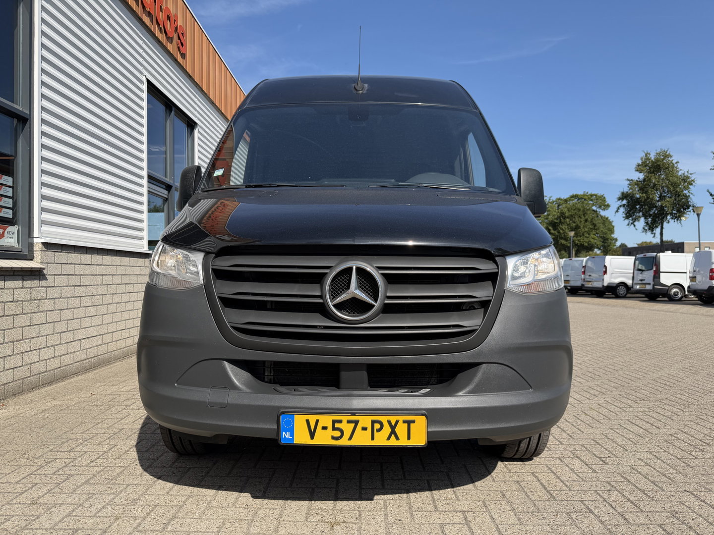 Mercedes-Benz Sprinter 315 1.9 CDI L3H2 RWD / vaste prijs rijklaar € 28.950 ex btw / euro 6 / bpm vrij / kan omgekeurd worden naar 3500 kg trekhaak ! / climate control / lease vanaf € 473