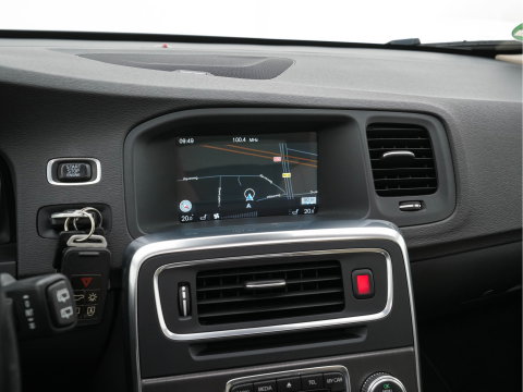 Volvo V60 2.4 D6 Twin Engine Summum Aut. *PANO | LEATHER | XENON | ADAPTIVE-CRUISE | HARMAN/KARDON | BLIS | MEMORY-PACK | HEATED-COMFORTSEATS | CAMERA | PRIVACY-GLASS | NAVI-FULLMAP | ECC | PDC | 17''ALU | TOWBAR*