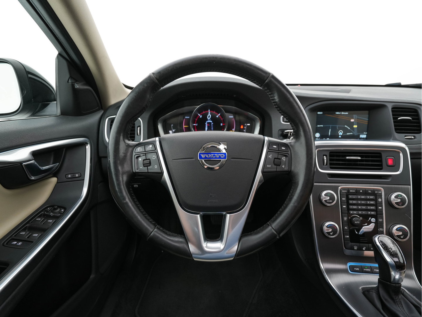 Volvo V60 2.4 D6 Twin Engine Summum Aut. *PANO | LEATHER | XENON | ADAPTIVE-CRUISE | HARMAN/KARDON | BLIS | MEMORY-PACK | HEATED-COMFORTSEATS | CAMERA | PRIVACY-GLASS | NAVI-FULLMAP | ECC | PDC | 17''ALU | TOWBAR*