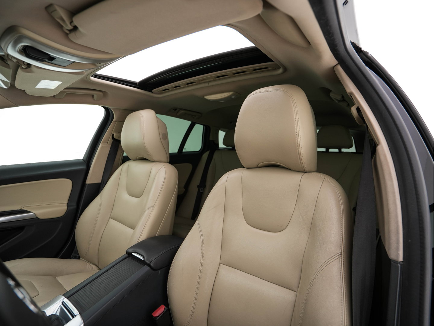 Volvo V60 2.4 D6 Twin Engine Summum Aut. *PANO | LEATHER | XENON | ADAPTIVE-CRUISE | HARMAN/KARDON | BLIS | MEMORY-PACK | HEATED-COMFORTSEATS | CAMERA | PRIVACY-GLASS | NAVI-FULLMAP | ECC | PDC | 17''ALU | TOWBAR*