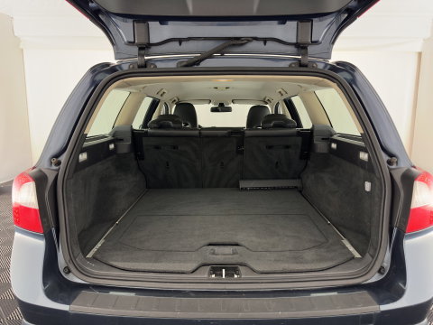 Volvo V70 2.0 Momentum *LEATHER | NAVI-FULLMAP | ECC | PDC | CRUISE | COMFORT-SEATS | 16''ALU | TOWBAR*