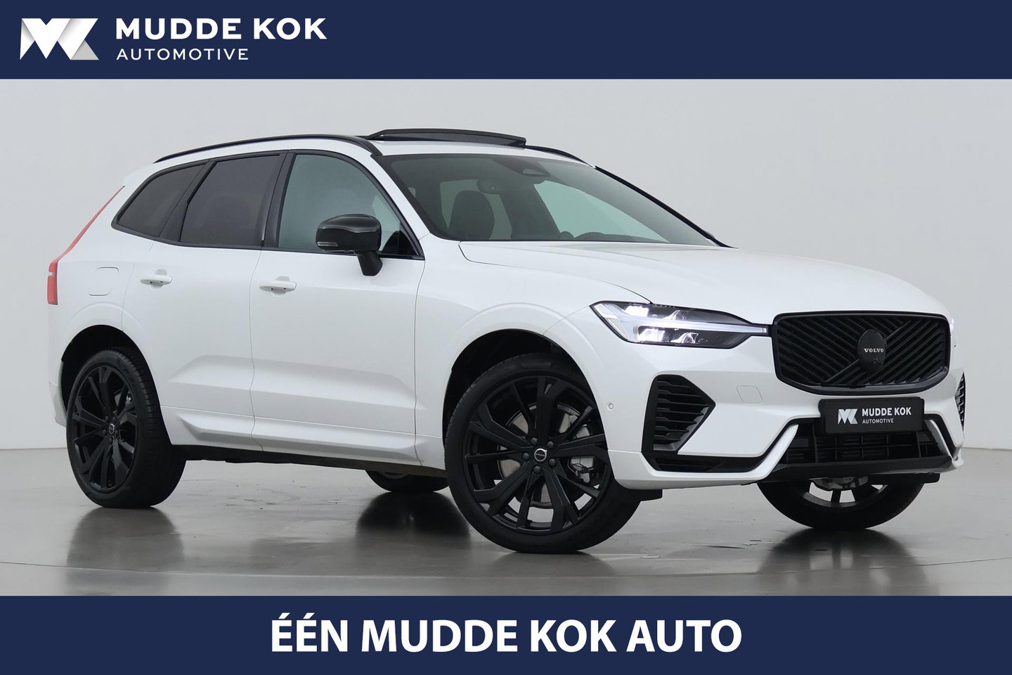 Volvo XC60 T6 Plug-in hybrid Plus Black Edition | ACC | Bowers&Wilkins | Panoramadak | Trekhaak | 360° Camera | Massage+Ventilatie | Head-Up | 21 Inch