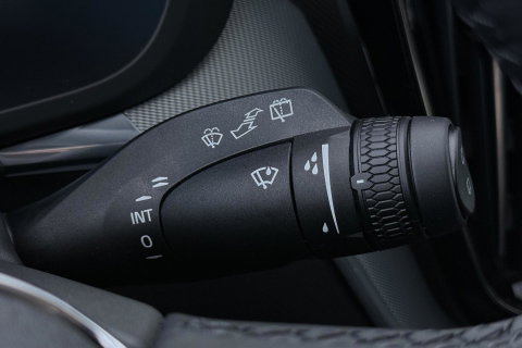 Volvo XC60 T6 Plug-in hybrid Plus Black Edition | ACC | Bowers&Wilkins | Panoramadak | Trekhaak | 360° Camera | Massage+Ventilatie | Head-Up | 21 Inch