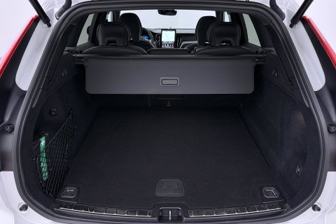 Volvo XC60 T6 Plug-in hybrid Plus Black Edition | ACC | Bowers&Wilkins | Panoramadak | Trekhaak | 360° Camera | Massage+Ventilatie | Head-Up | 21 Inch