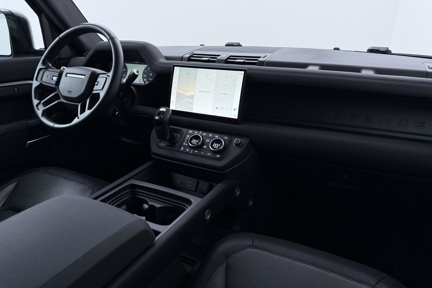 Land Rover Defender 110 2.0 P400e 110 HSE | Luchtvering | Trekhaak | Meridian | Koelbox | 22 Inch Urban | 360° Camera