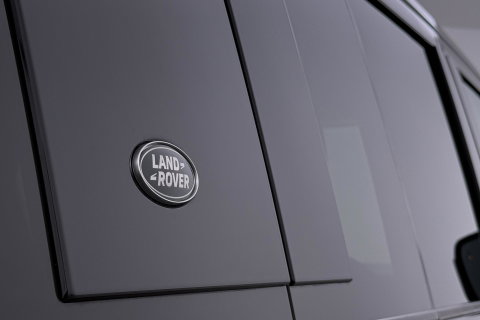 Land Rover Defender 110 2.0 P400e 110 HSE | Luchtvering | Trekhaak | Meridian | Koelbox | 22 Inch Urban | 360° Camera