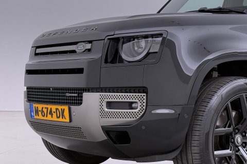 Land Rover Defender 110 2.0 P400e 110 HSE | Luchtvering | Trekhaak | Meridian | Koelbox | 22 Inch Urban | 360° Camera