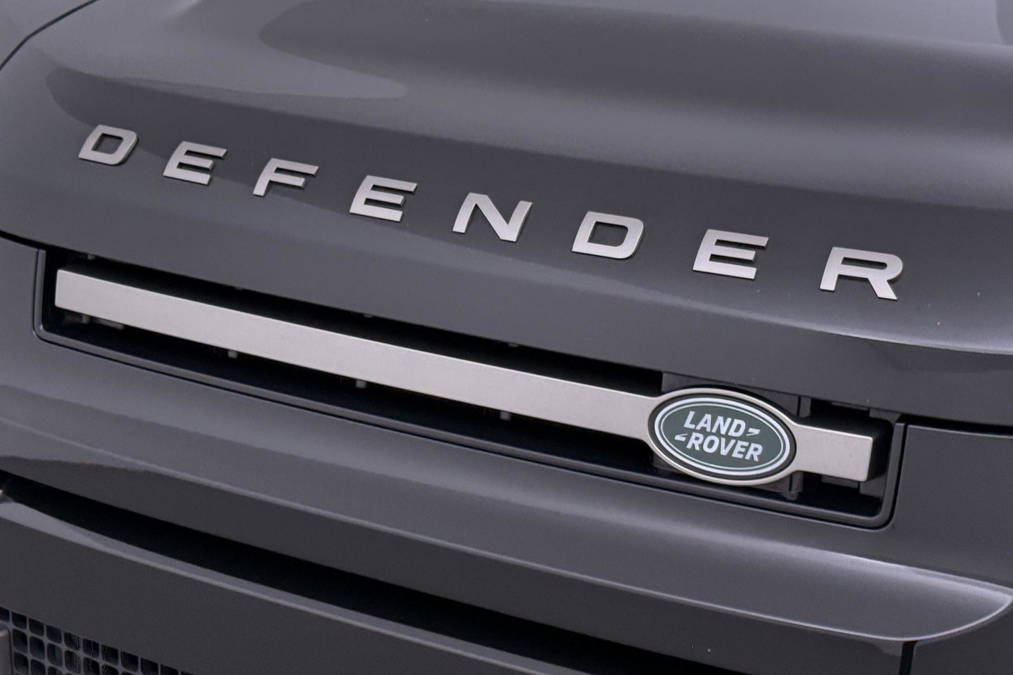 Land Rover Defender 110 2.0 P400e 110 HSE | Luchtvering | Trekhaak | Meridian | Koelbox | 22 Inch Urban | 360° Camera