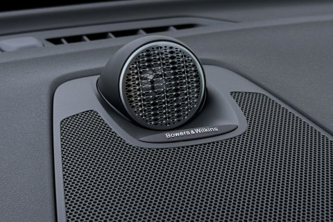 Volvo XC60 T6 Plug-in hybrid Plus Black Edition | ACC | Bowers&Wilkins | Panoramadak | Trekhaak | 360° Camera | Massage+Ventilatie | Head-Up | 21 Inch