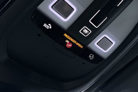 Volvo XC60 T6 Plug-in hybrid Plus Black Edition | ACC | Bowers&Wilkins | Panoramadak | Trekhaak | 360° Camera | Massage+Ventilatie | Head-Up | 21 Inch