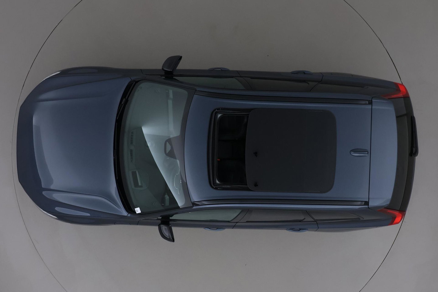 Volvo XC60 T6 Plug-in hybrid Plus Black Edition | ACC | Bowers&Wilkins | Panoramadak | Trekhaak | 360° Camera | Massage+Ventilatie | Head-Up | 21 Inch