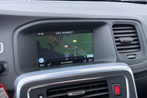 Volvo V60 Cross Country 2.0 T5 Summum | Dual Xenon | Trekhaak | Navigatie | Stoelverwarming | Leder | Parkeersensoren | 17 Inch