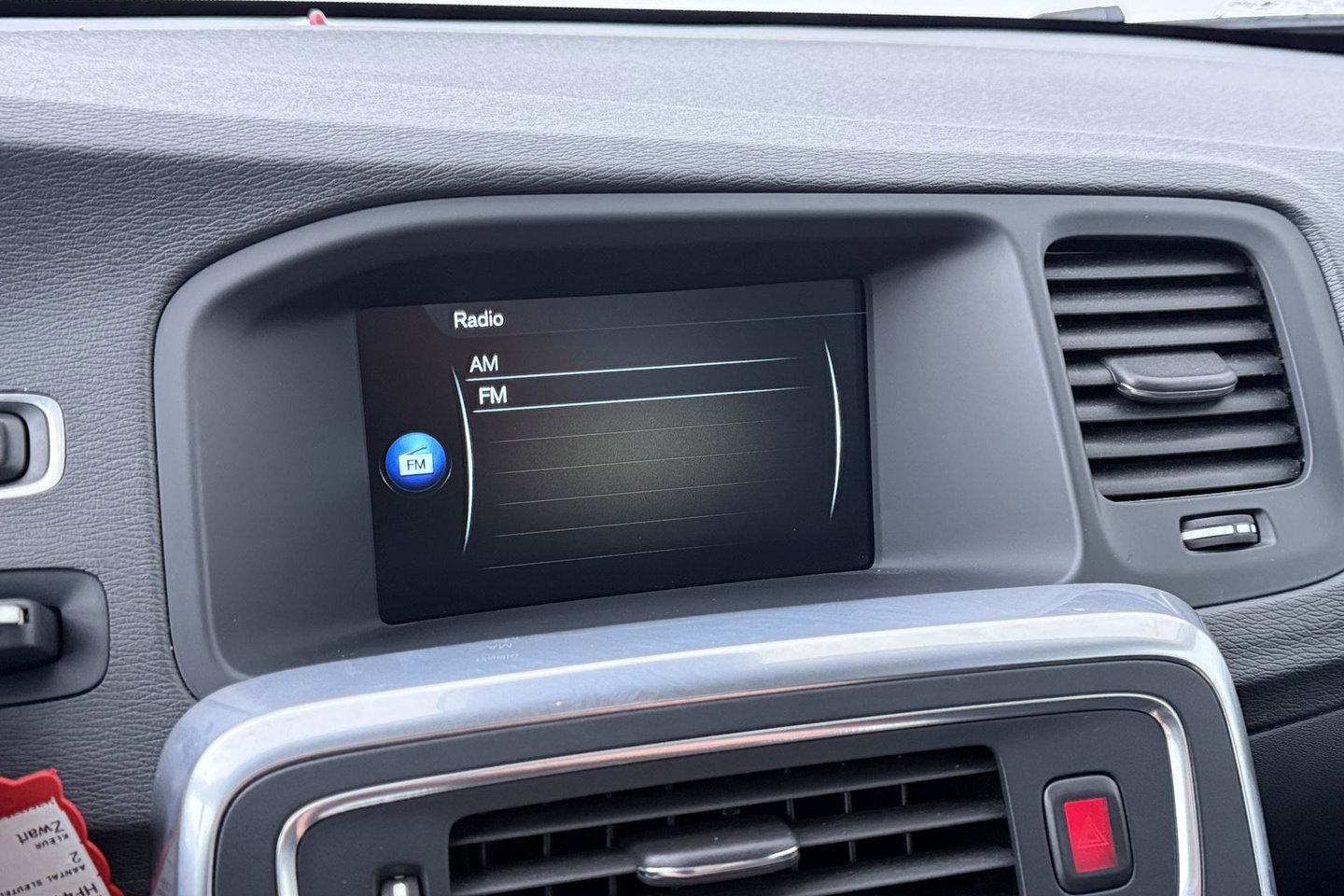 Volvo V60 Cross Country 2.0 T5 Summum | Dual Xenon | Trekhaak | Navigatie | Stoelverwarming | Leder | Parkeersensoren | 17 Inch