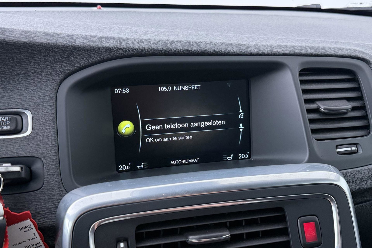 Volvo V60 Cross Country 2.0 T5 Summum | Dual Xenon | Trekhaak | Navigatie | Stoelverwarming | Leder | Parkeersensoren | 17 Inch