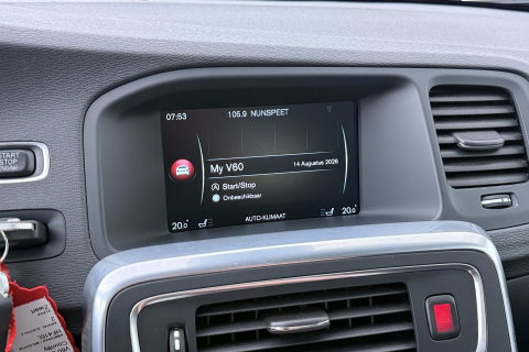 Volvo V60 Cross Country 2.0 T5 Summum | Dual Xenon | Trekhaak | Navigatie | Stoelverwarming | Leder | Parkeersensoren | 17 Inch
