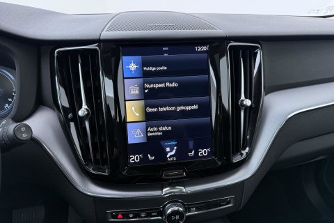 Volvo XC60 Recharge T8 AWD Business Pro | ACC | Panoramadak | 360° Camera | Head-Up | Harman/Kardon | Trekhaak | BLIS | Stoel+Stuurverwarming
